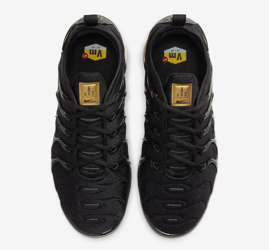 Nike Air VaporMax Plus 'Black Metallic Gold' - Banlieue91