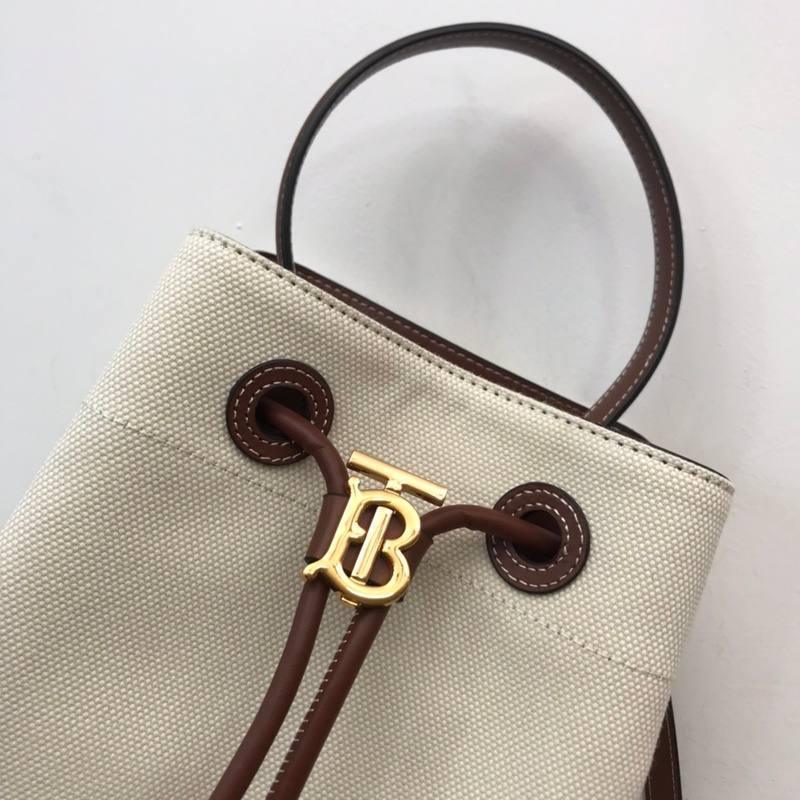 Burberry Check Drawstring Bucket Bag - Banlieue91