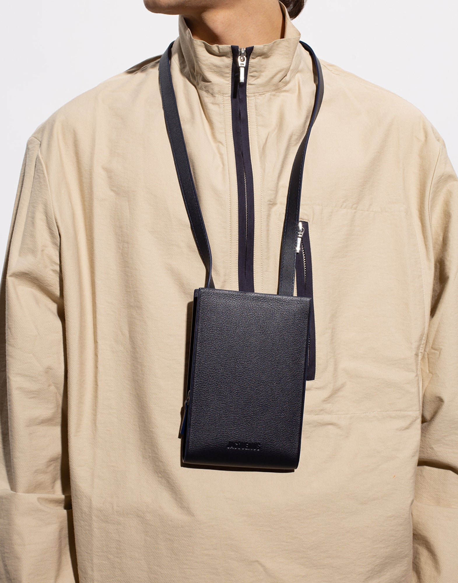 JACQUEMUS Mini Neck Wallet - 17x11 cm - Banlieue91 -