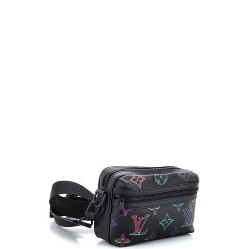 Louis Vuitton Comet Messenger Bag Spotlight Monogram Giant Leather PM - Banlieue91