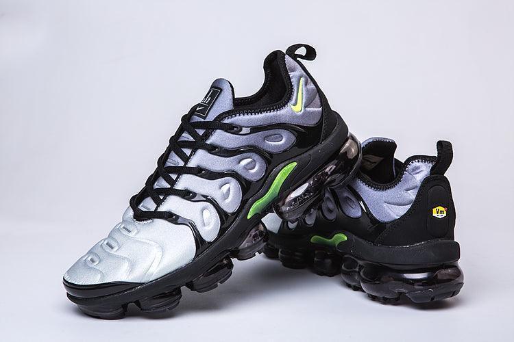 Nike Air VaporMax Plus 'Black Volt' - Banlieue91