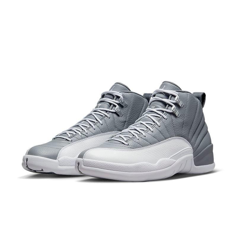 Air Jordan Retro 12 'Stealth' - Banlieue91