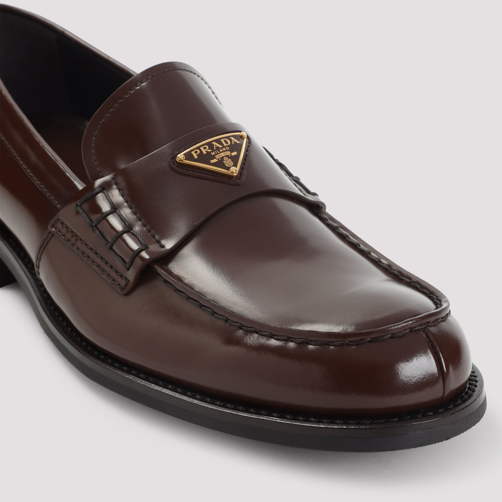 PRADA Shiny Leather Loafers for Men - FW25 Collection - Banlieue91 -
