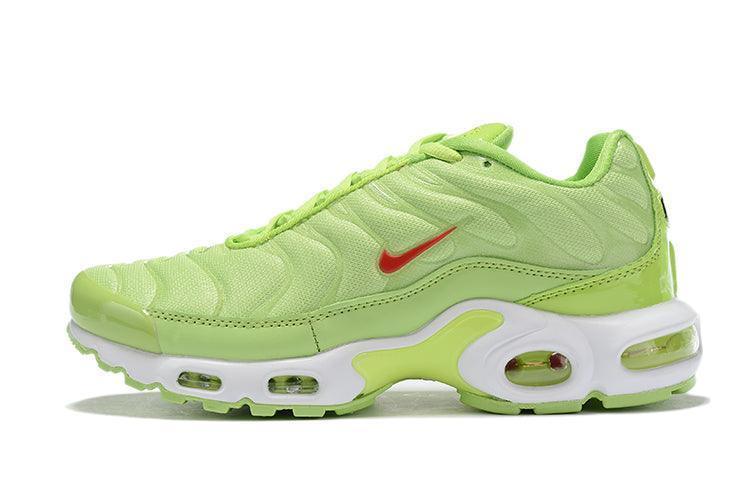 Nike Air Max Plus 'Barely Volt' - Banlieue91
