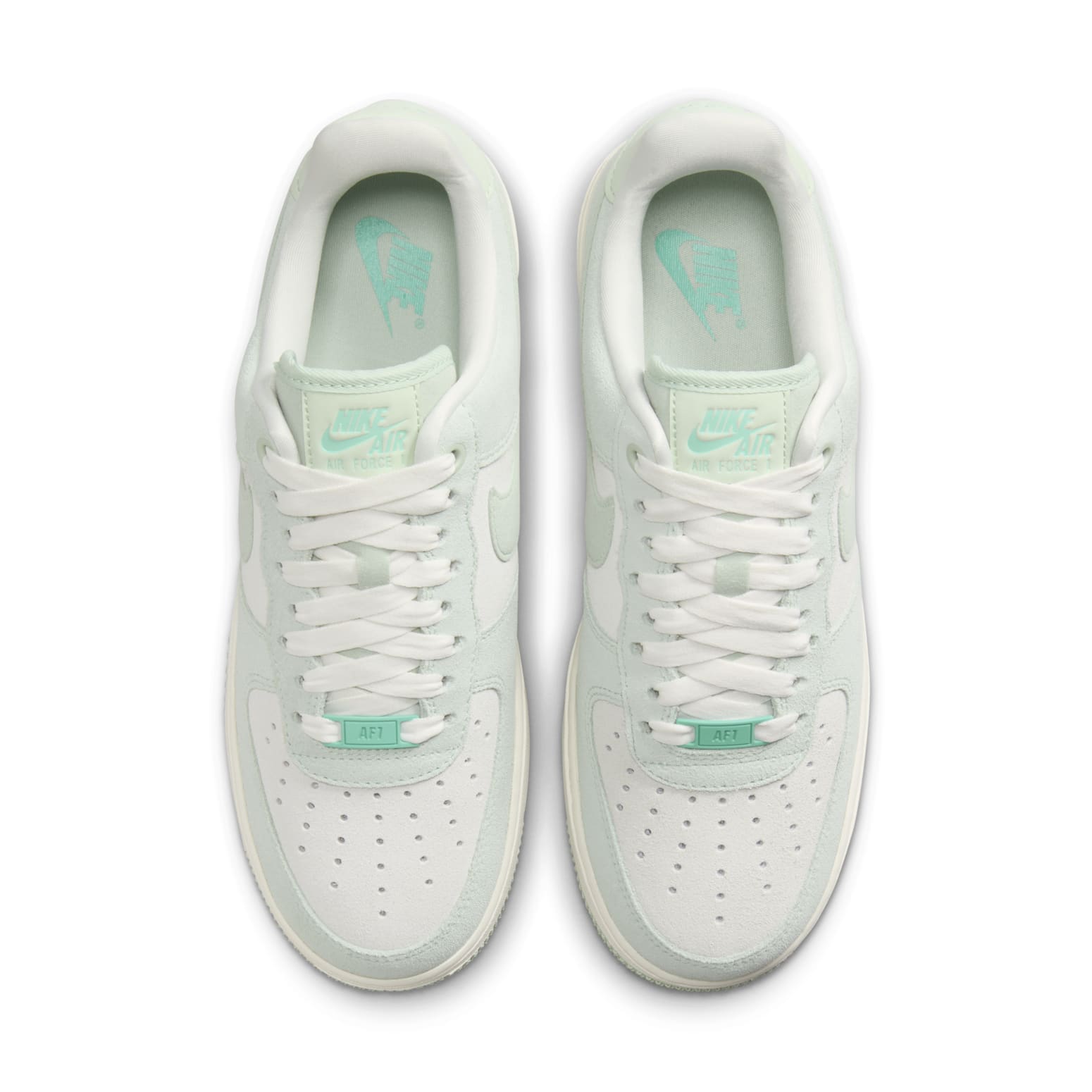 Nike Air Force 1 '07 SE 'Spruce Aura Pistachio Frost' sneaker displayed from the side to highlight its sleek silhouette.
