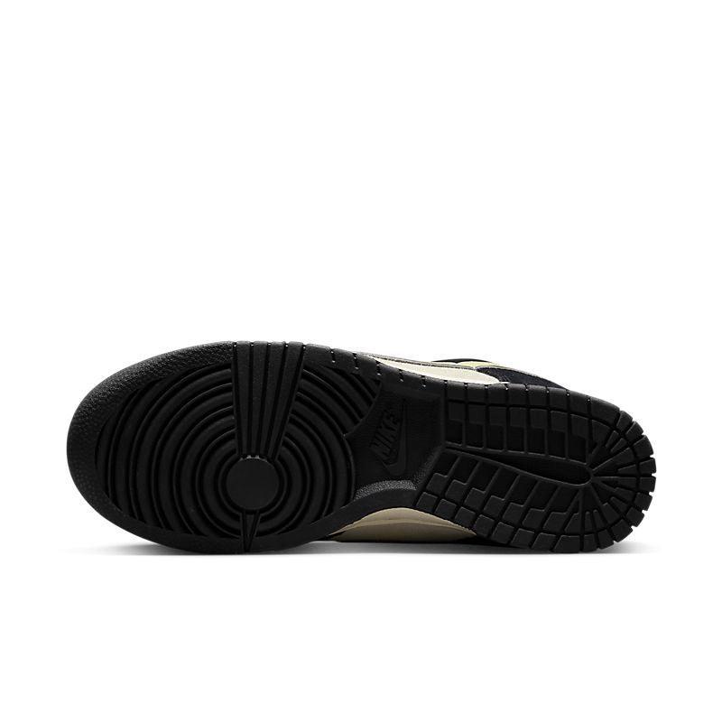 Nike Dunk Low LX Black Suede Team Gold - Banlieue91
