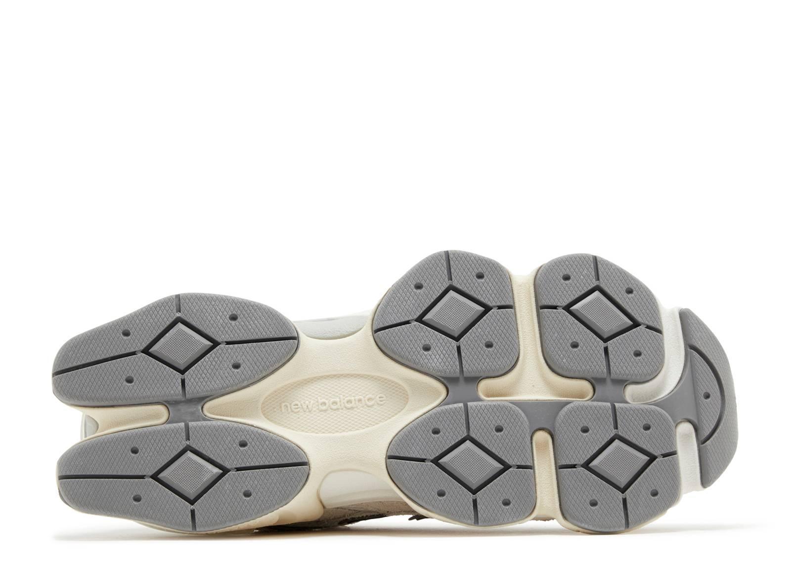 New Balance 9060 Moonbeam Sea Salt - Banlieue91