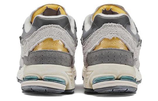 New Balance 2002R Protection Pack Rain Cloud - Banlieue91
