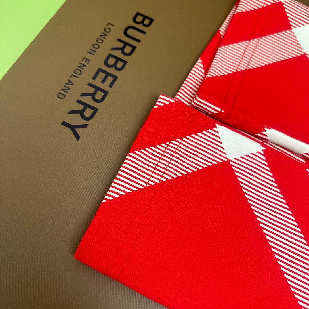 Burberry T-Shirt Without Collar 'Red' - Banlieue91