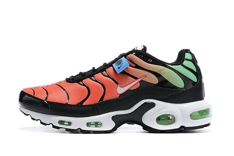 Nike Air Max Plus 'Worldwide Pack Crimson Green' - Banlieue91