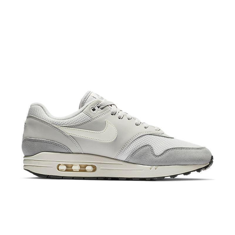 Nike Air Max 87 'Vast Grey' - Banlieue91