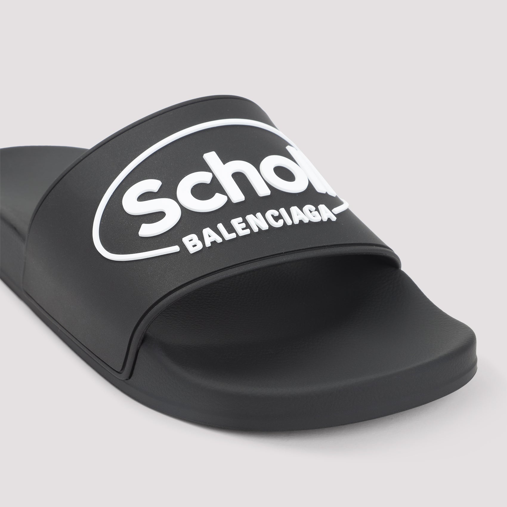 BALENCIAGA Men's Pool Slide Sandals - Banlieue91 -