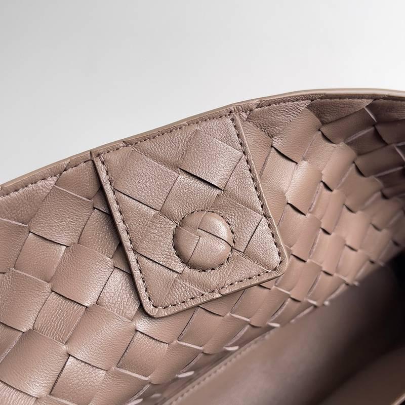 Bottega Veneta Bottega Veneta Andiamo East/West Small Tote Bag - Banlieue91