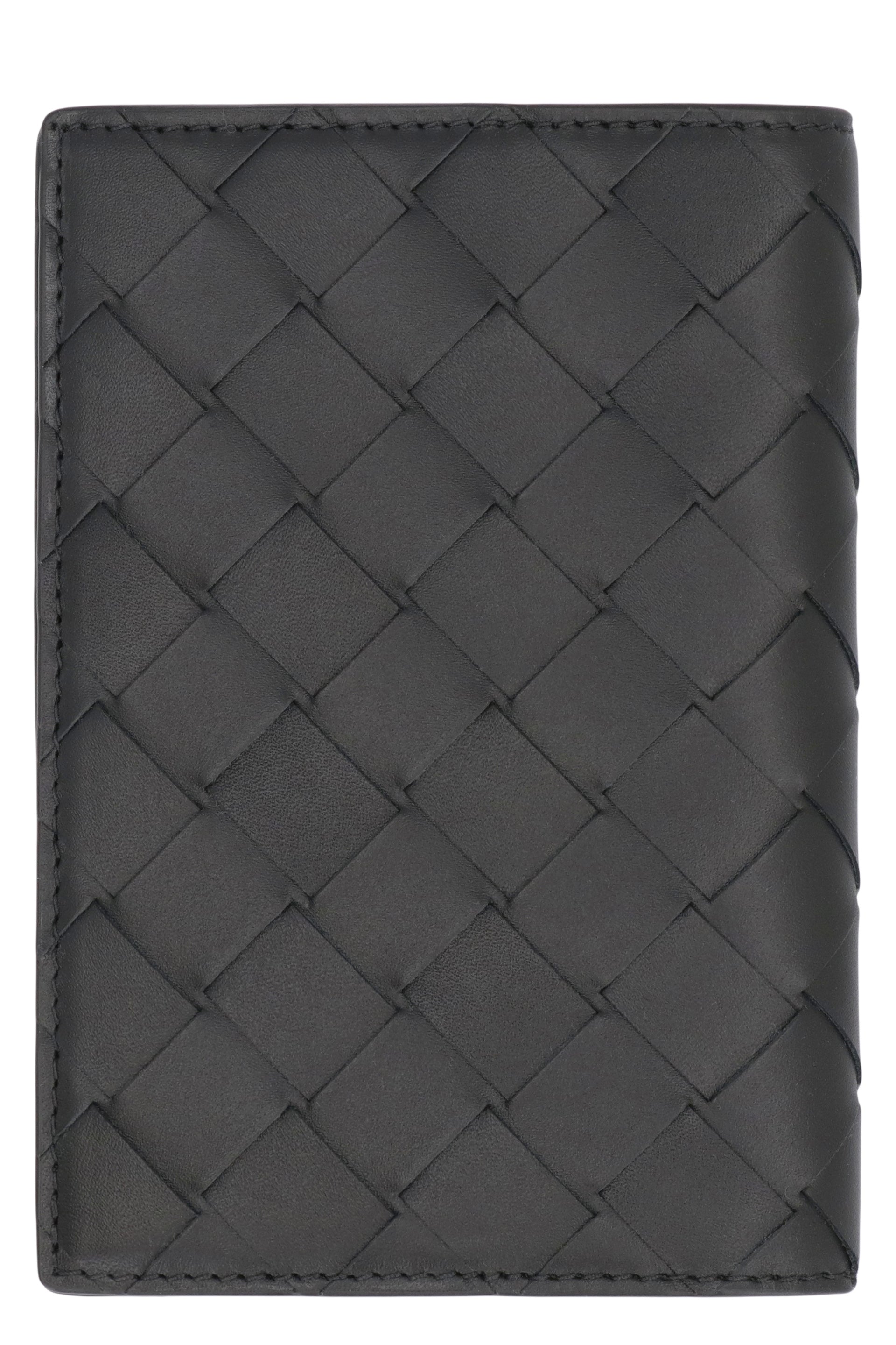 BOTTEGA VENETA Luxury Leather Passport Holder - Banlieue91 -