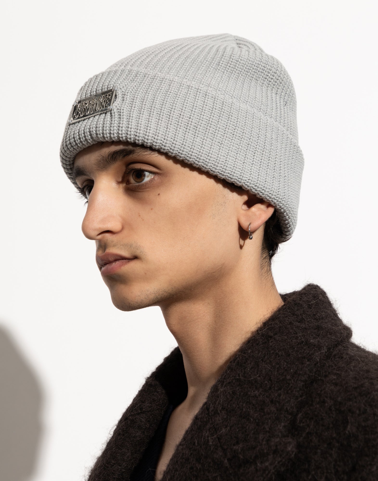 VERSACE Logo Plaque Beanie - Banlieue91 -