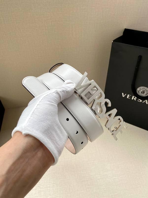 Versace Women's Leather Logo Decorated Buckle Belt - Banlieue91