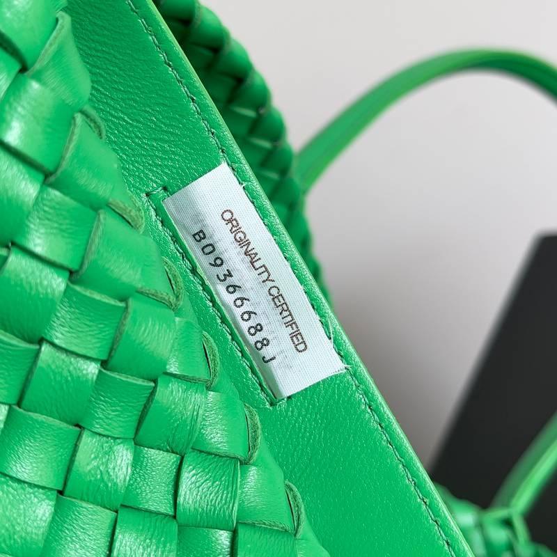Bottega Veneta Medium Intreccio Leather Bag Tote - Banlieue91