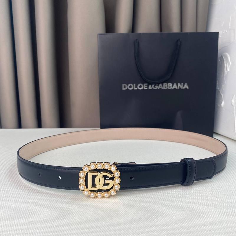 Dolce Gabbana Women Calfskin belt with bejeweled DG logo 'Black' - Banlieue91