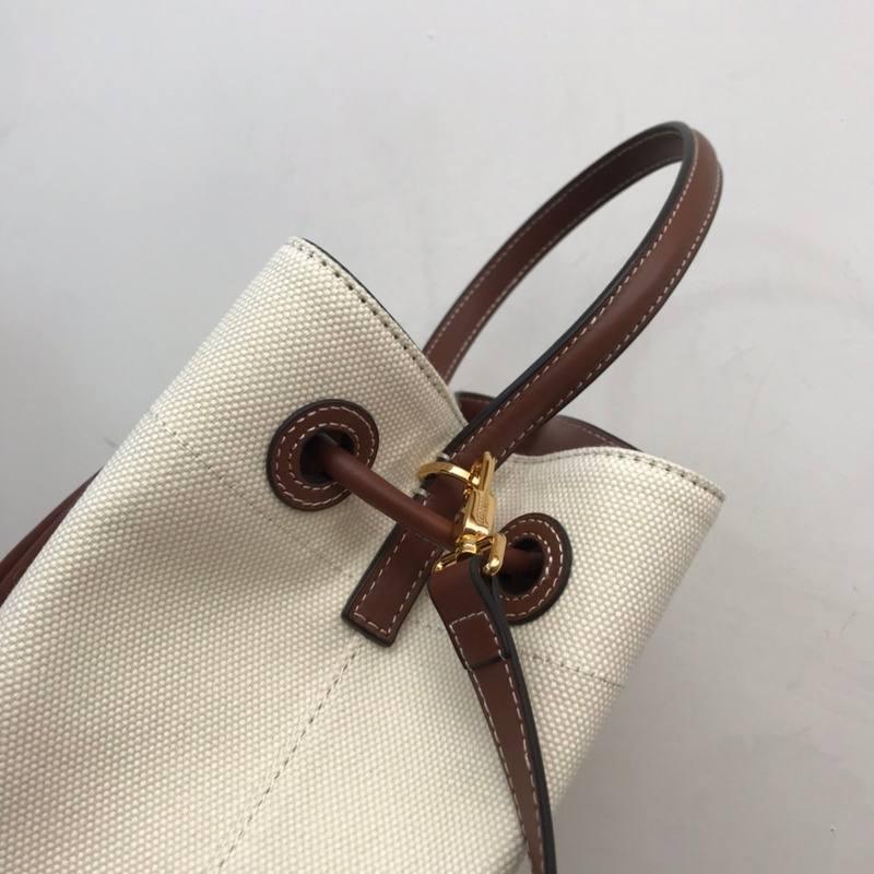 Burberry Check Drawstring Bucket Bag - Banlieue91
