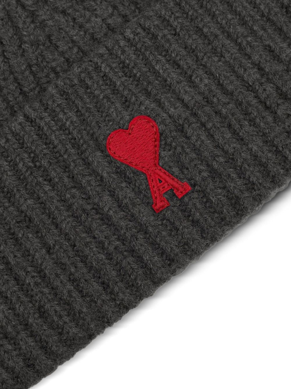 AMI PARIS Wool Beanie with Signature Heart Patch - Banlieue91 -