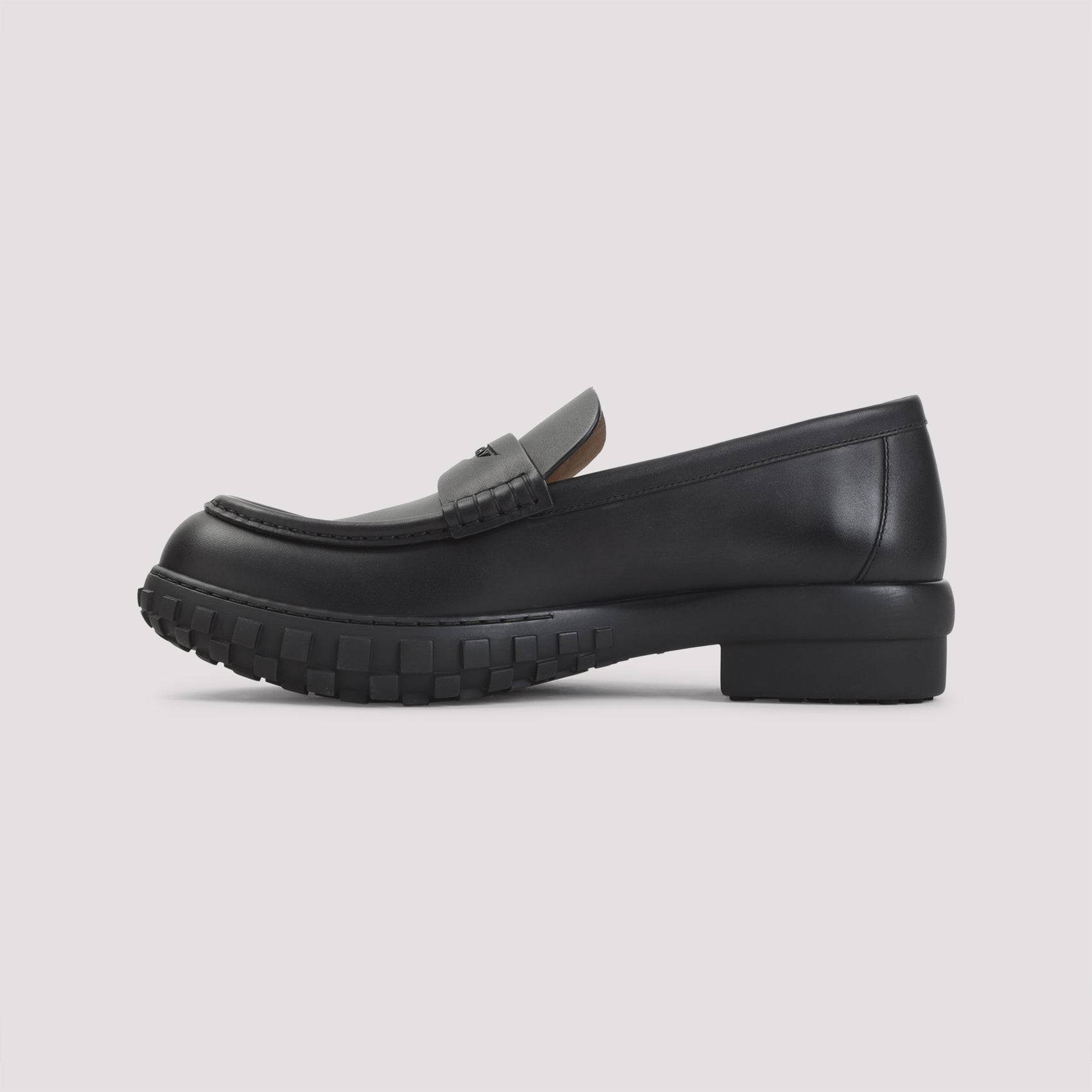 GIVENCHY Echo Leather Loafers for Men - Banlieue91 -