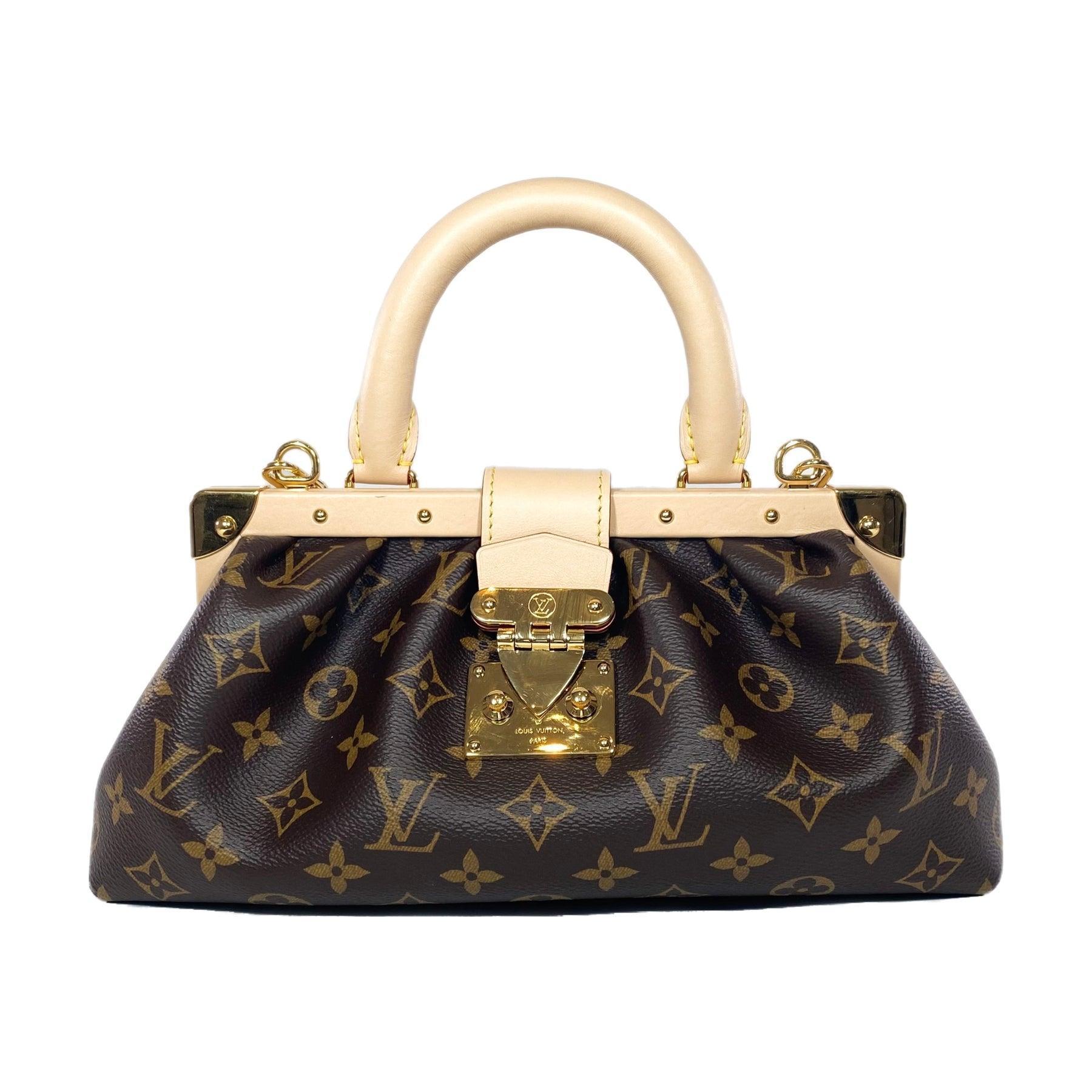 Louis Vuitton Monogram Clutch - Banlieue91