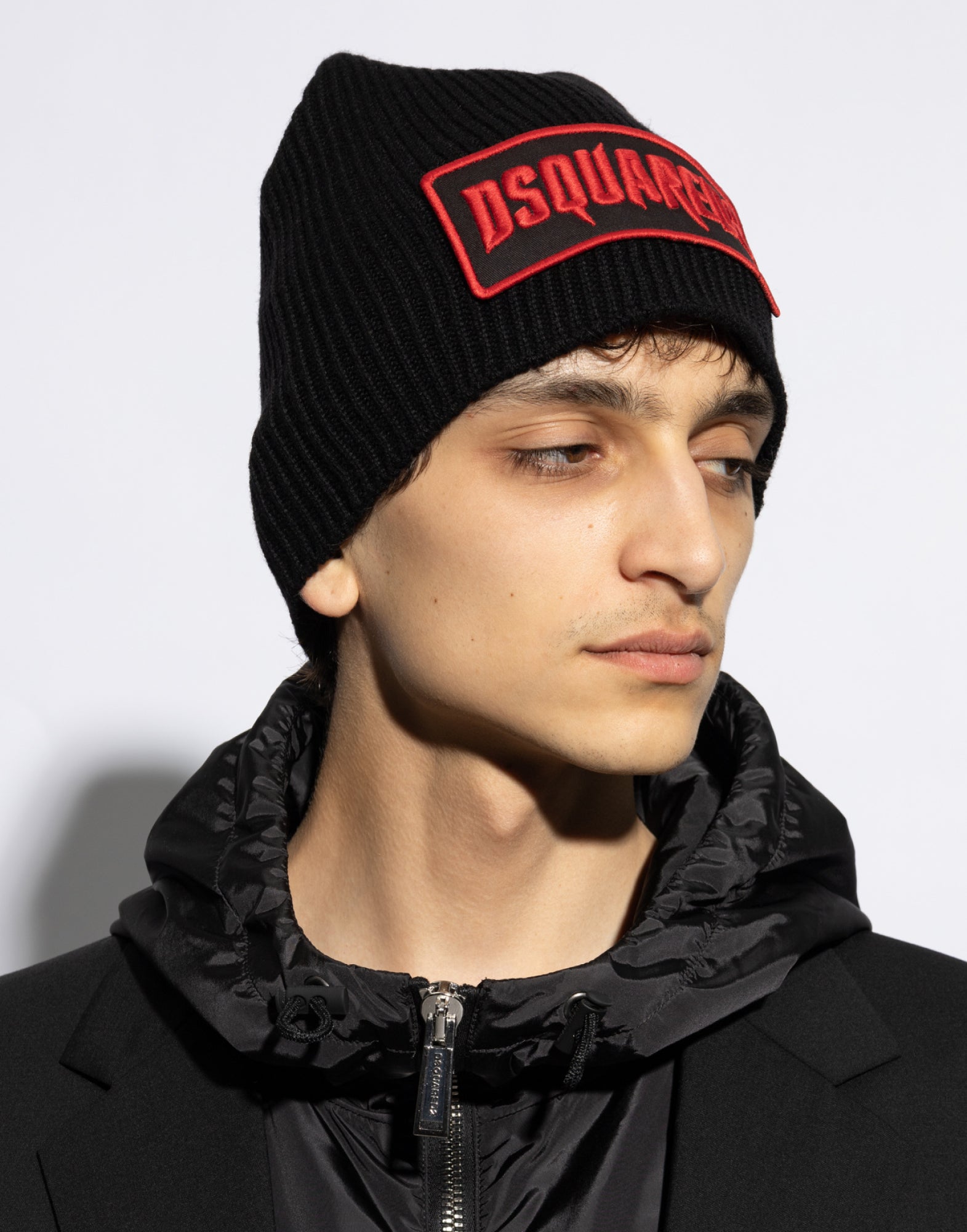 DSQUARED2 Gothic Logo Patch Knit Wool Beanie - Banlieue91 -