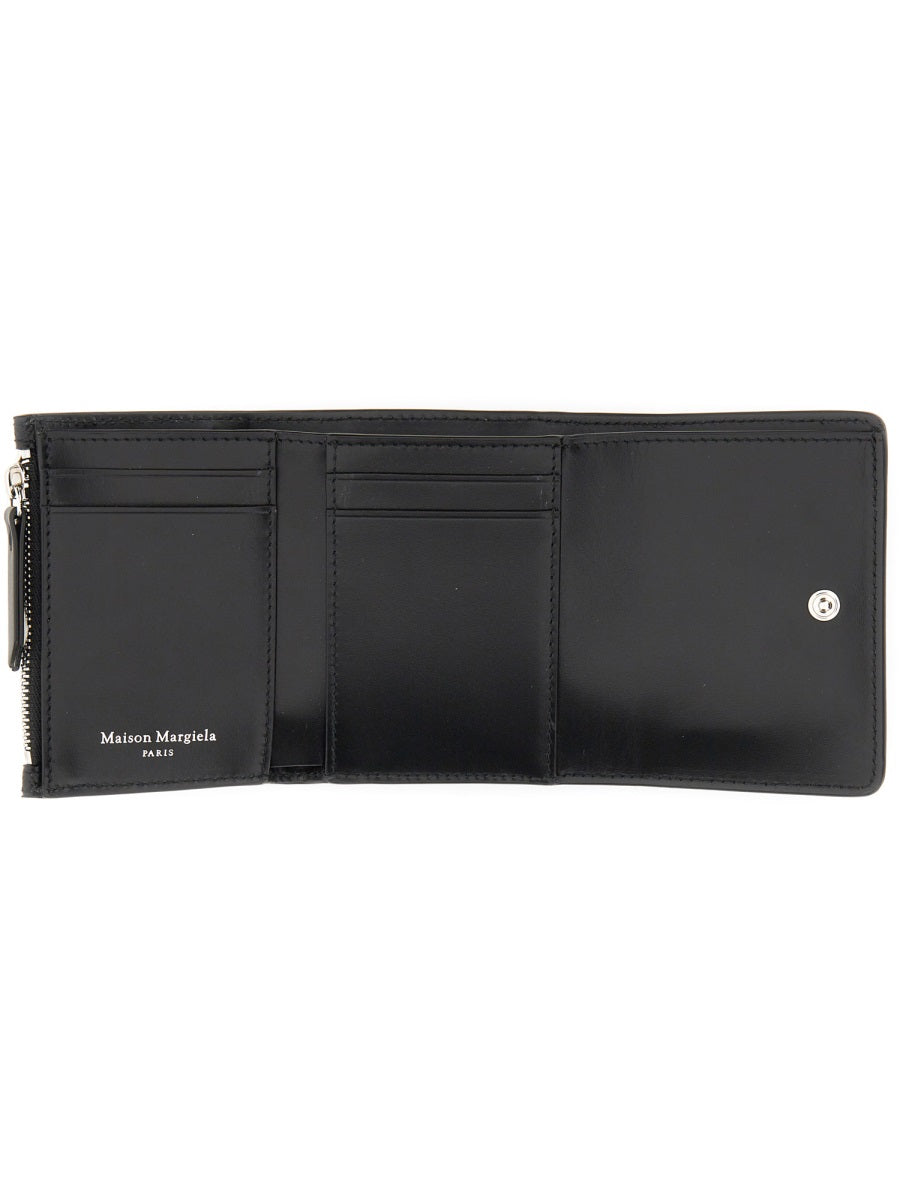MAISON MARGIELA Mini Leather Wallet with Quattro Stitching - 8.5 CM x 10.5 CM x 2.5 CM - Banlieue91 -