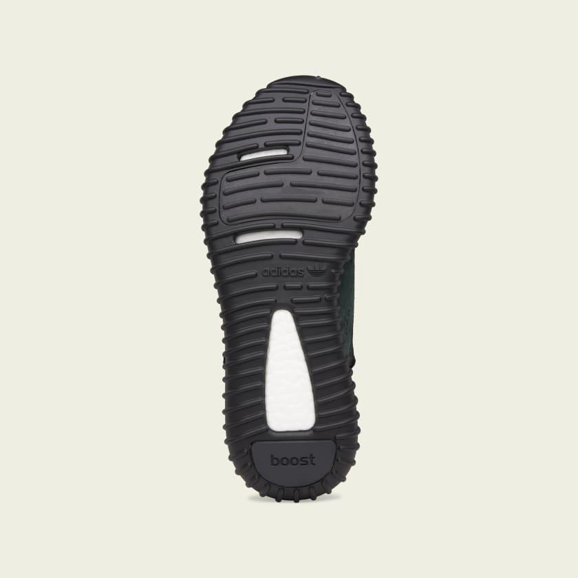 YEEZY BOOST 350 - Pirate Black - Banlieue91