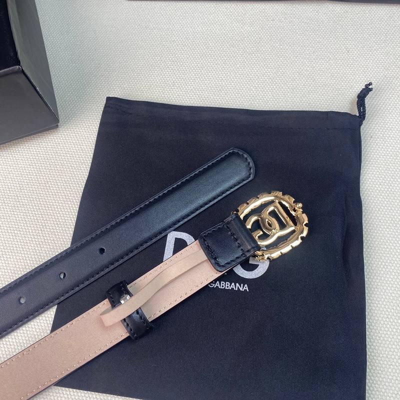 Dolce Gabbana Women Calfskin belt with bejeweled DG logo 'Black' - Banlieue91