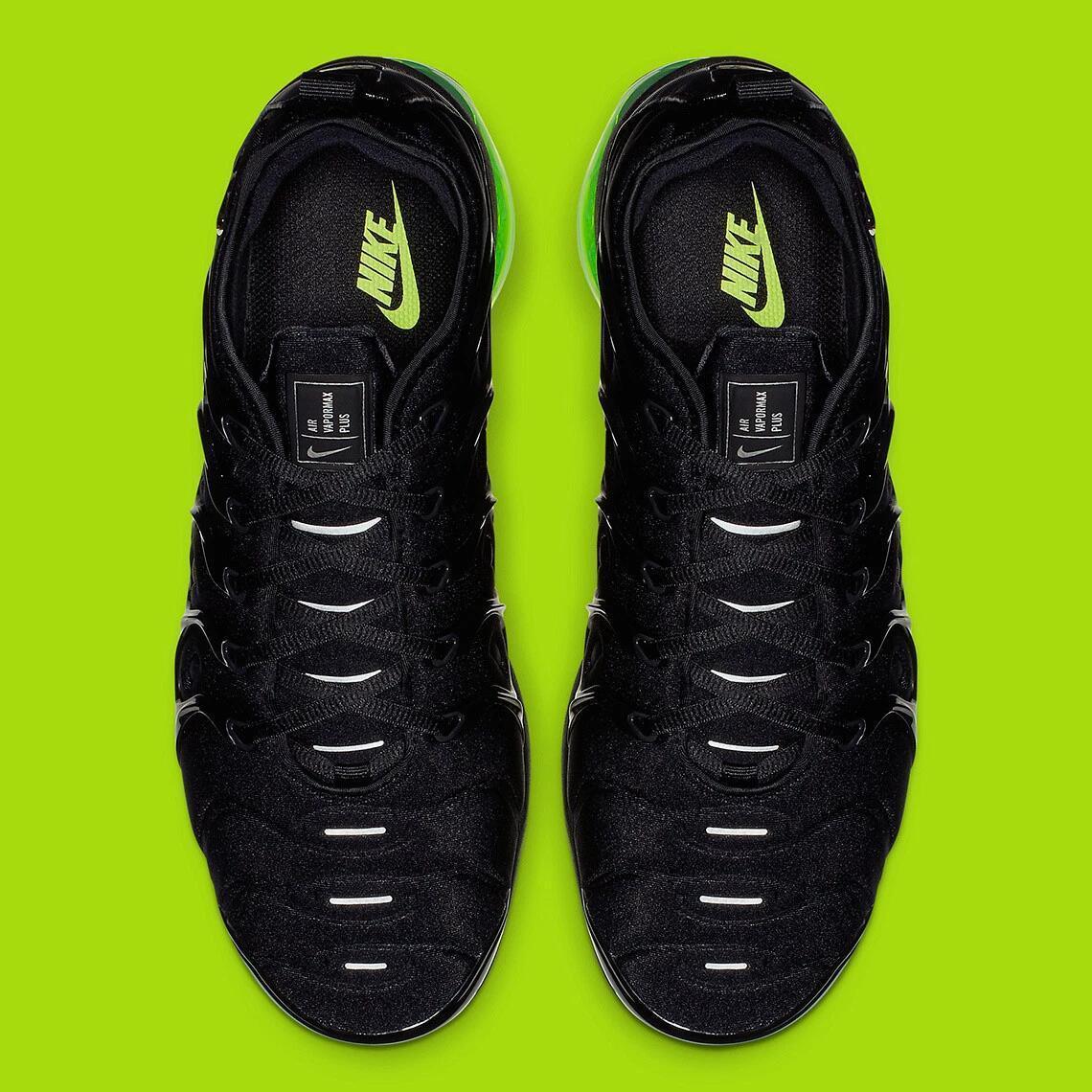 Nike Air VaporMax Plus 'Black Volt Sole' - Banlieue91