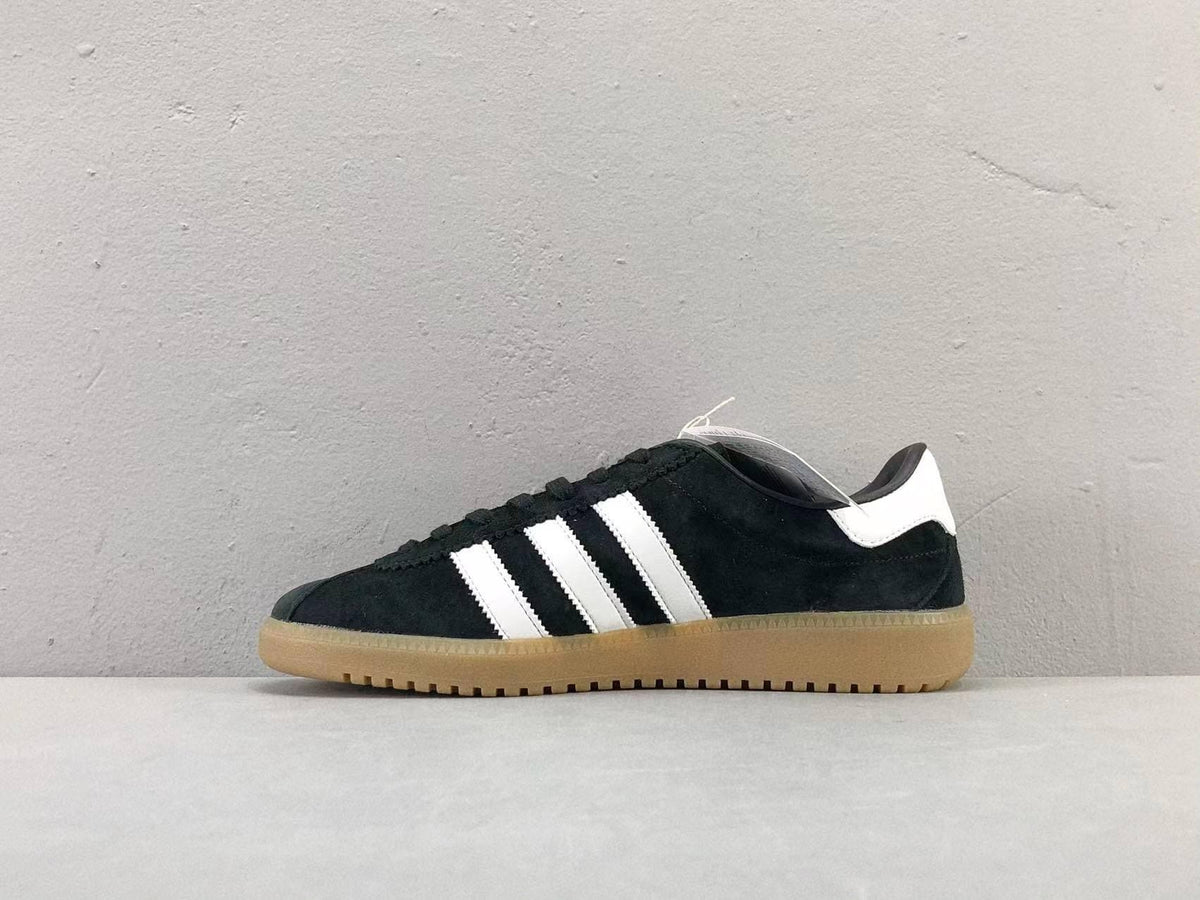 Adidas Originals Bermuda 'Carbon Off White' | Banlieue91