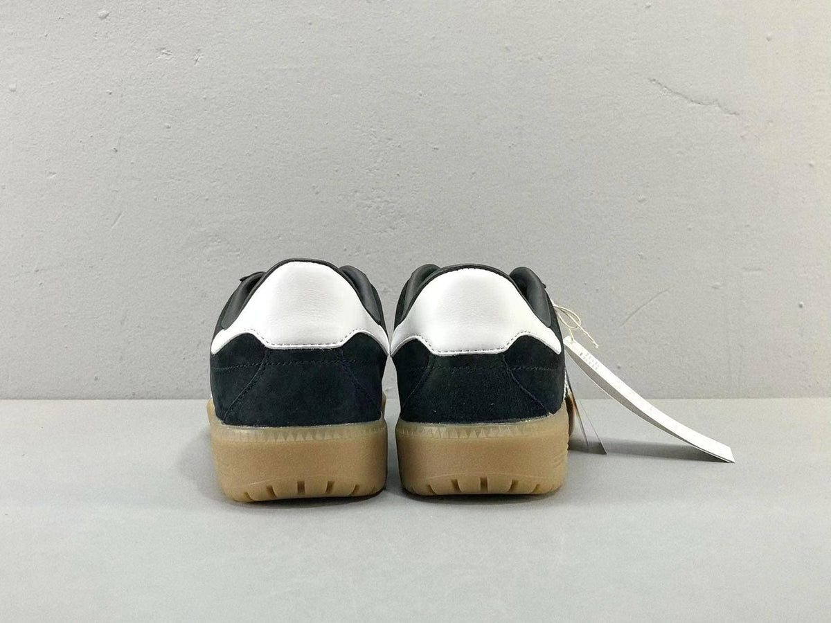 Adidas Originals Bermuda 'Carbon Off White' | Banlieue91