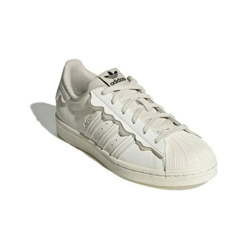 Adidas Superstar 'Light Brown' | Banlieue91