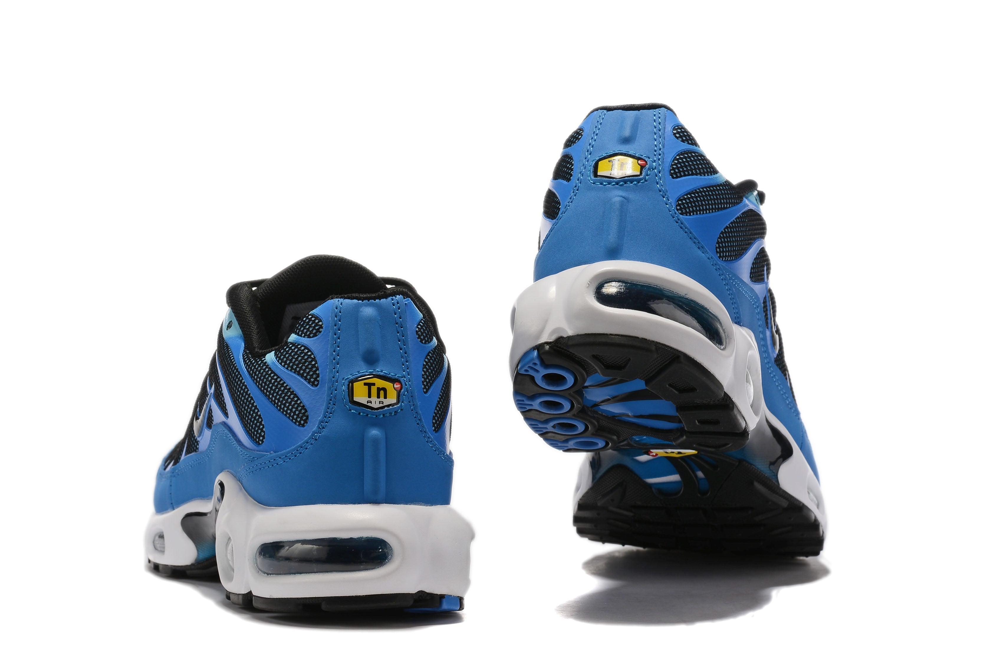 Nike Air Max Plus 'University Blue Black' - Banlieue91