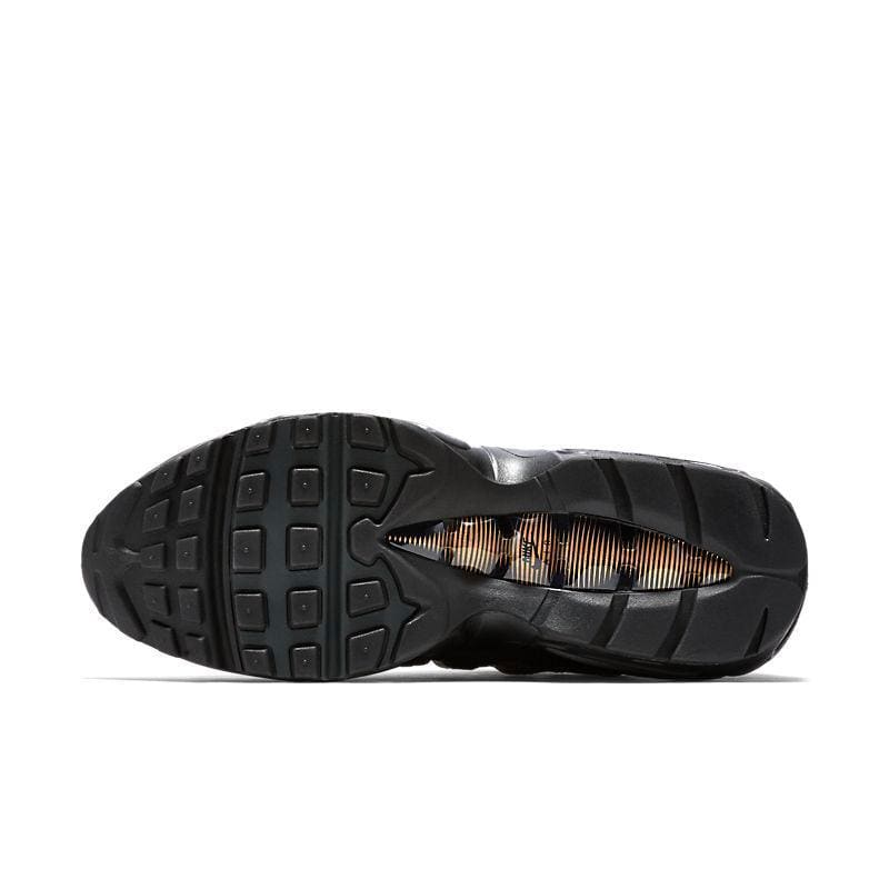 Air Max 95 'Black Metallic Gold' | Banlieue91