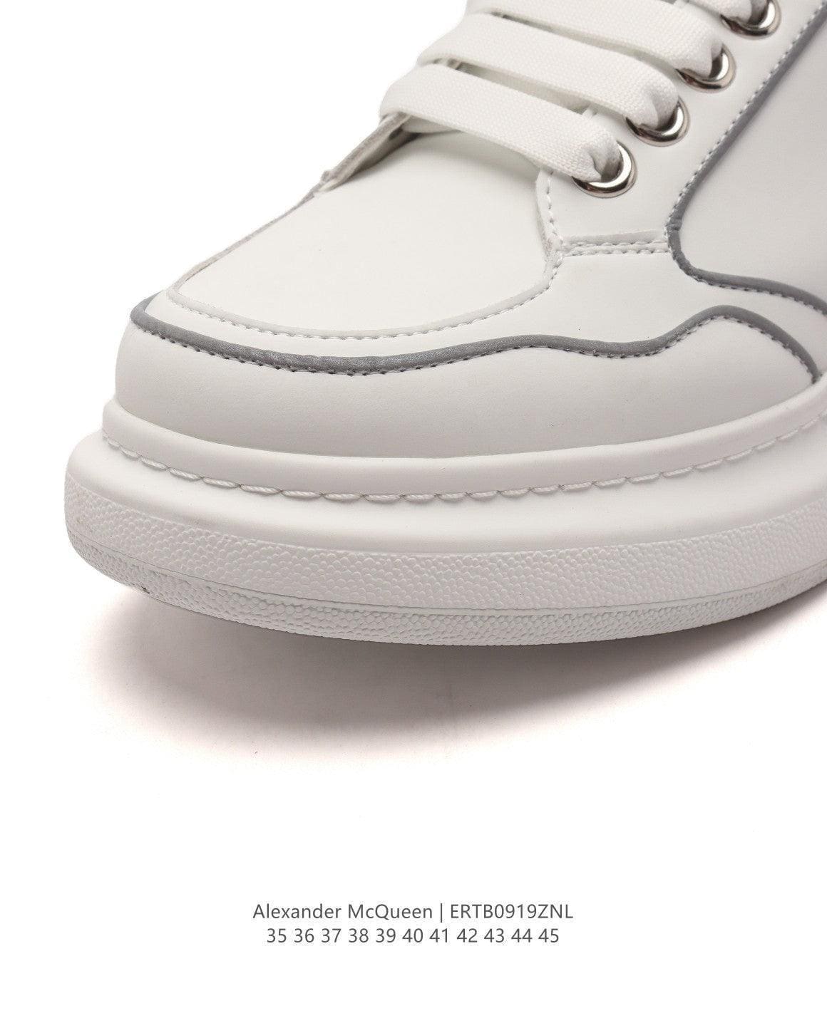 Alexander McQueen Oversized Sneakers | Banlieue91