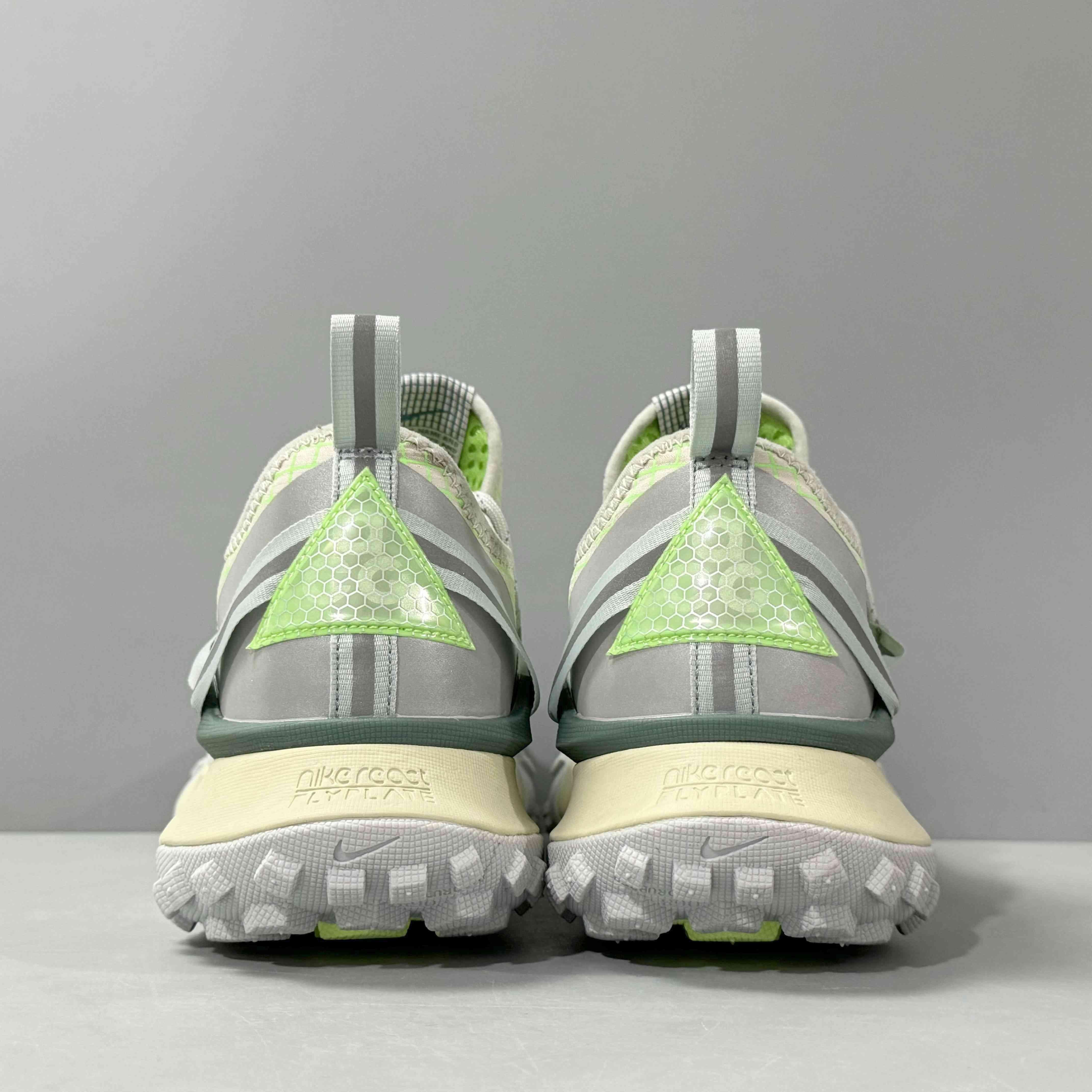 Nike ACG Mountain Fly Low 'Sea Glass' - Banlieue91