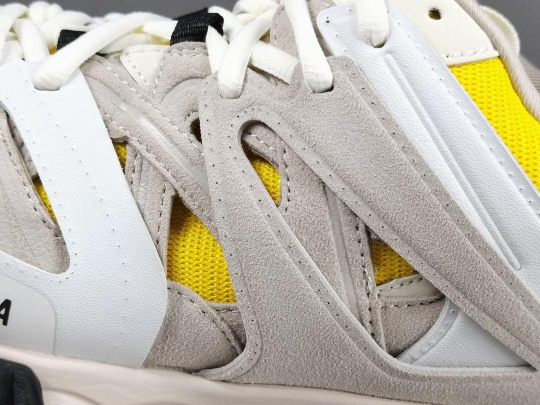 BALENCIAGA TRACK SNEAKERS | Banlieue91