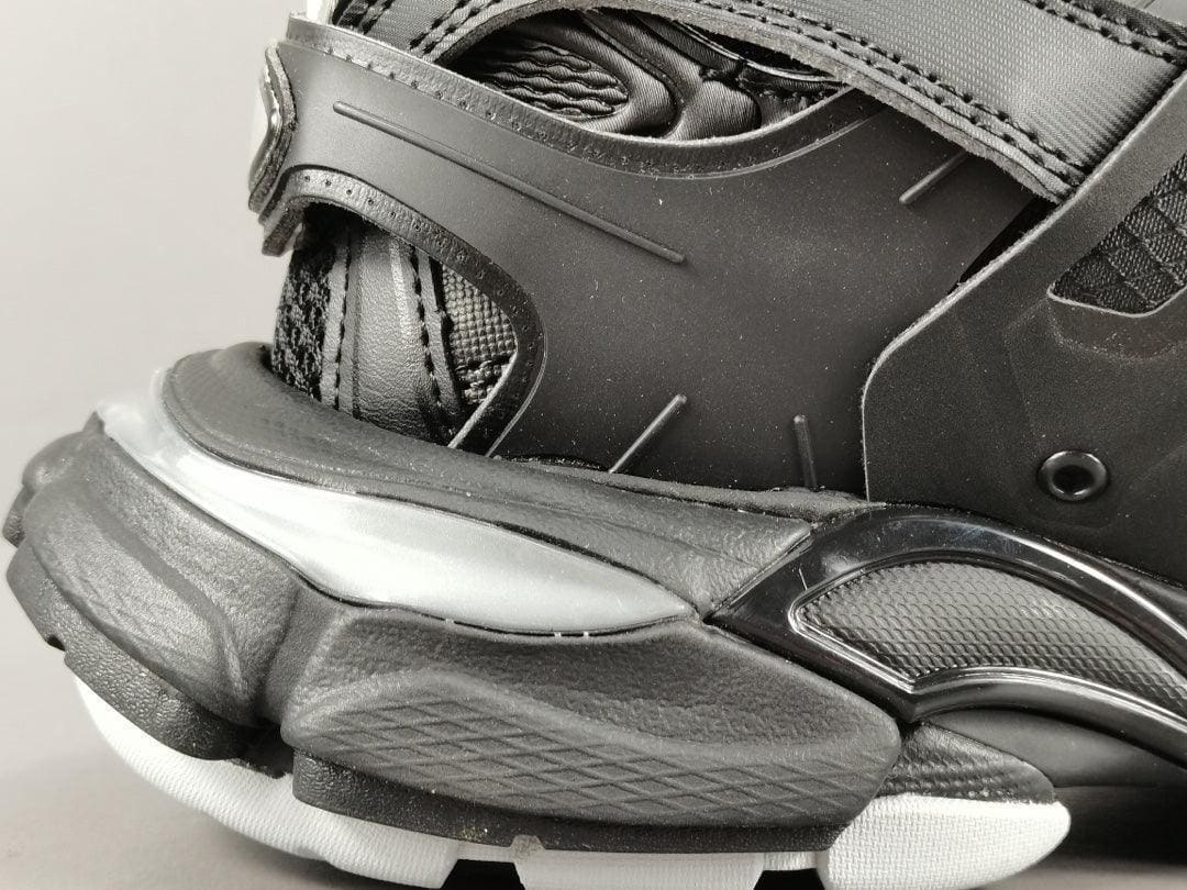 BALENCIAGA TRACK SNEAKERS | Banlieue91