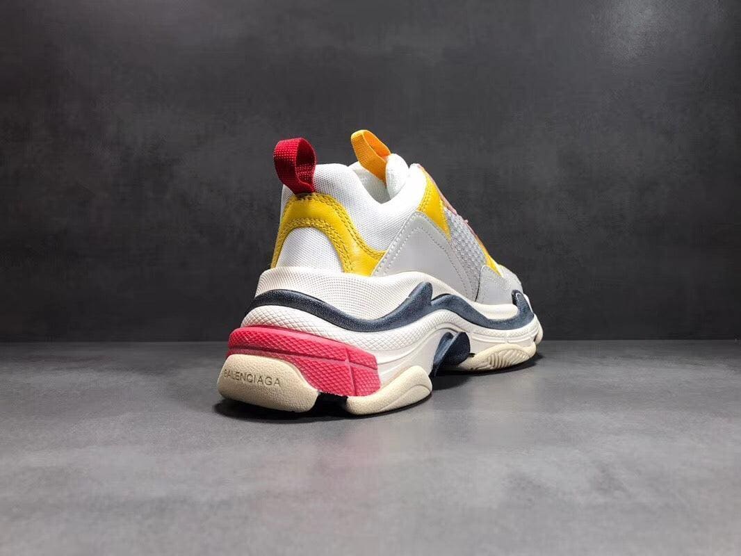 BALENCIAGA TRIPLE S SNEAKER | Banlieue91