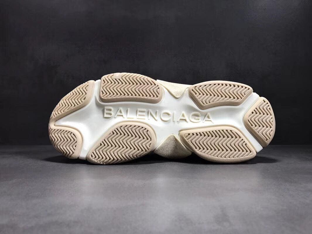 BALENCIAGA TRIPLE S SNEAKER | Banlieue91