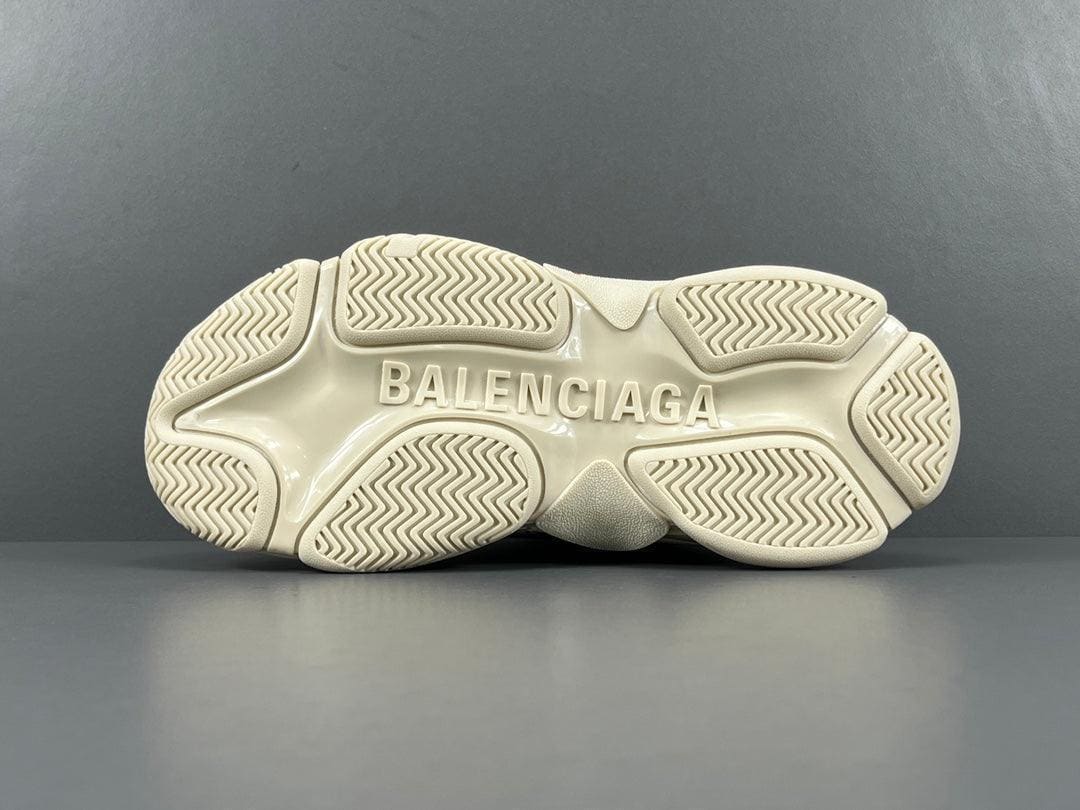 BALENCIAGA TRIPLE S SNEAKER | Banlieue91