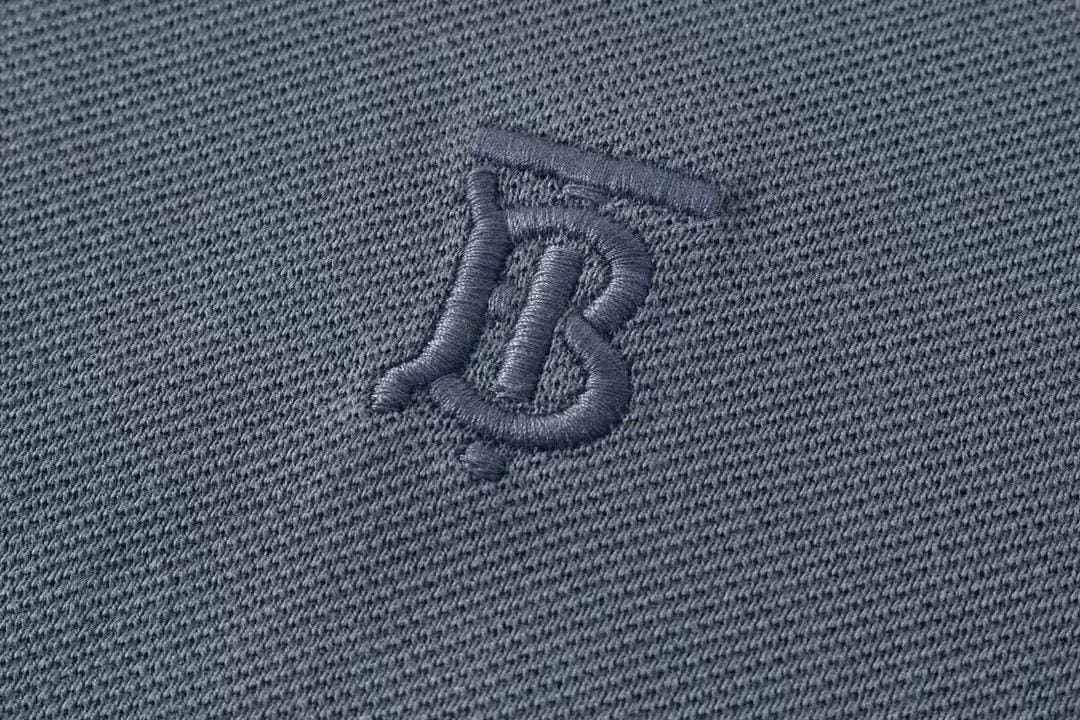 Burberry Dark Grey T-Shirt With Collar | Banlieue91
