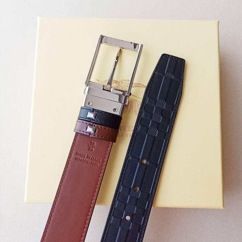 Burberry Leather Vintage Belt 'Black' | Banlieue91