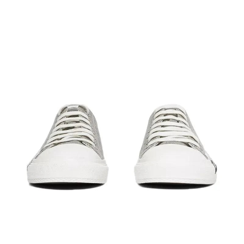 Burberry Logo Print Canvas Sneakers | Banlieue91