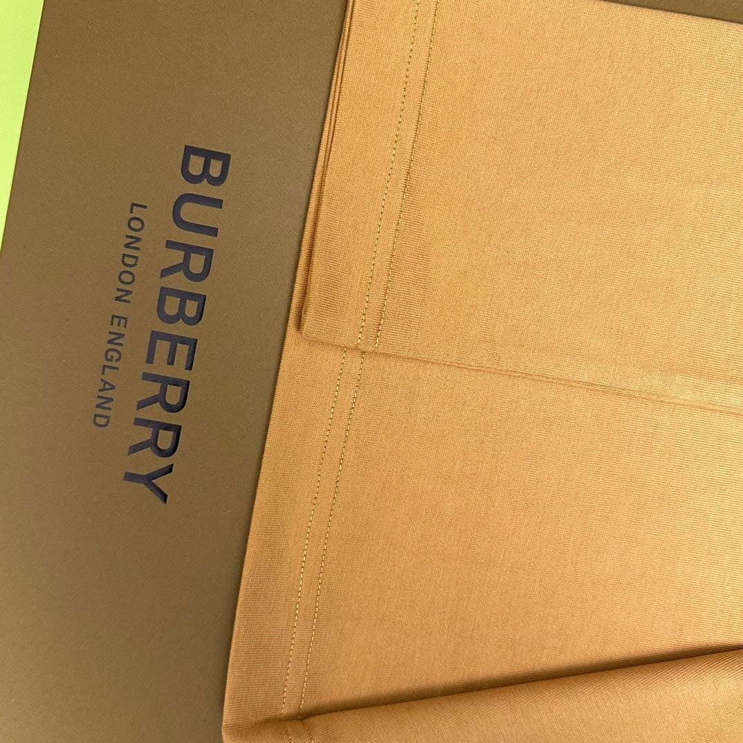 Burberry Luxury T-Shirt Without Collar Brown - Premium Cotton Comfort | Banlieue91
