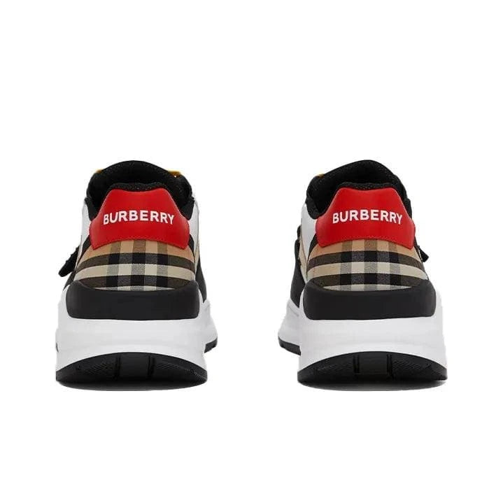 Burberry Panelled Low Top Sneakers | Banlieue91