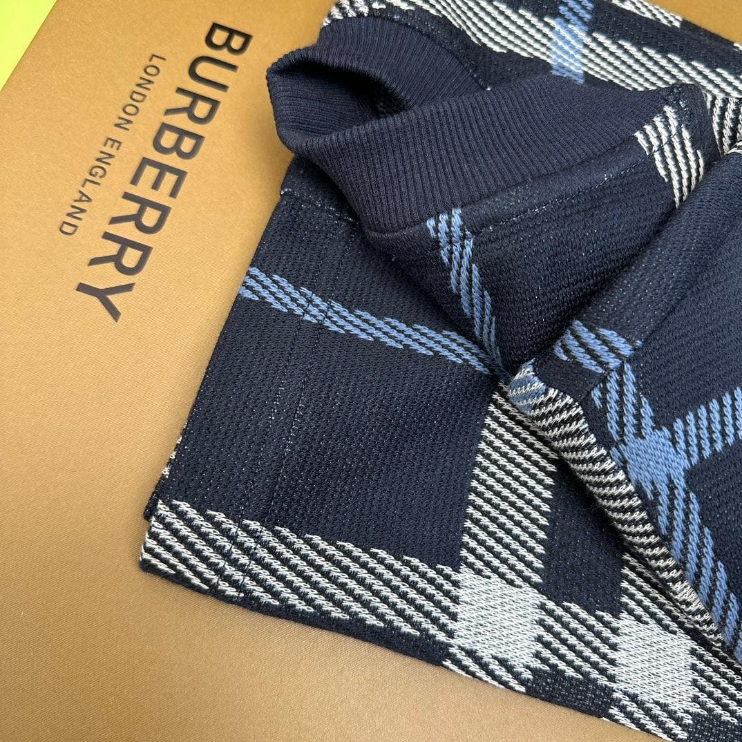 Burberry T-Shirt Without Collar | Banlieue91