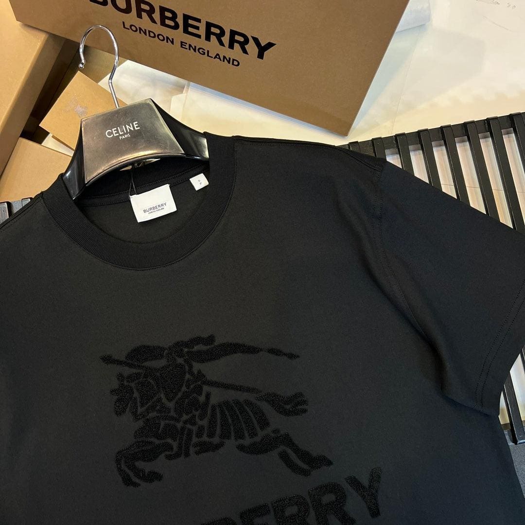 Burberry T-Shirt Without Collar 'Black' | Banlieue91